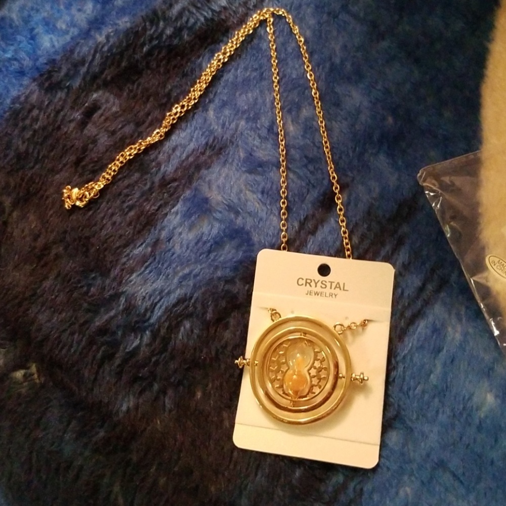 Necklace - Picture 2 of 5